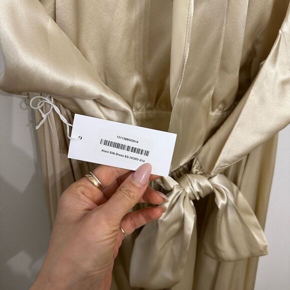 Reformation Alani Silk Halter Maxi Dress - Picture 4 of 7